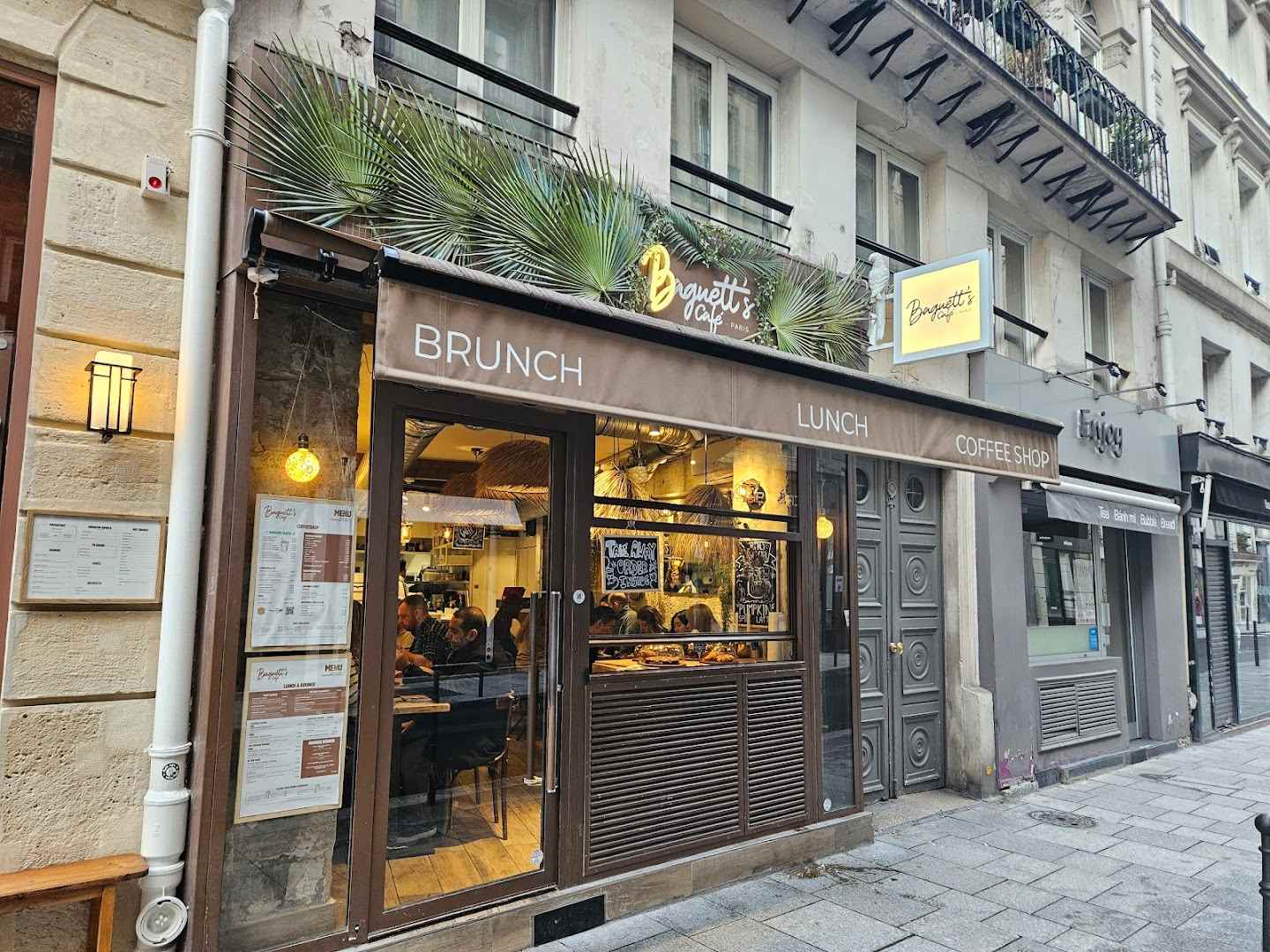 Baguett's Cafe Near the Louvre: Best Brunch in Paris 1st? review and guide