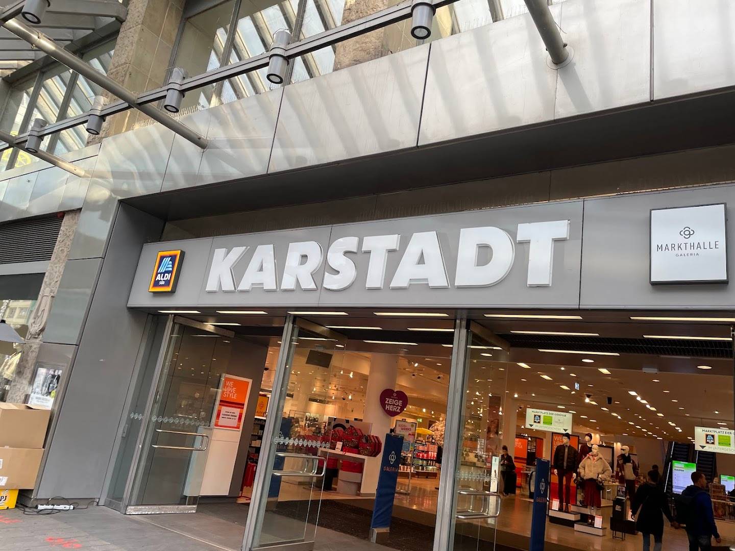 GALERIA Düsseldorf Schadowstraße